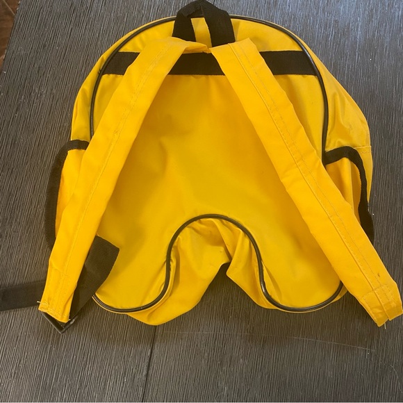 Yellow AMONG US kids bag. - Picture 2 of 3